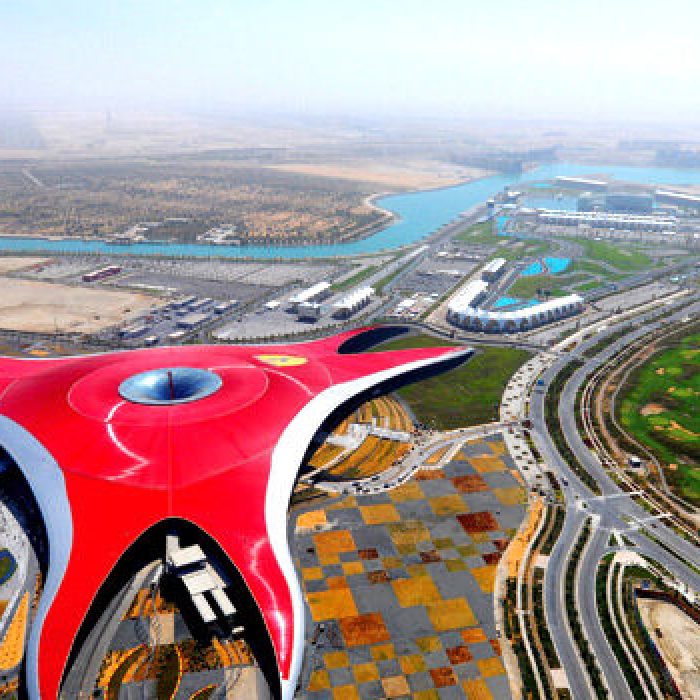 2_Ferrari_World_Abu_Dhabi_Aerial_View-1